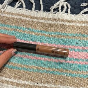 The Body Shop Concealer - Tan